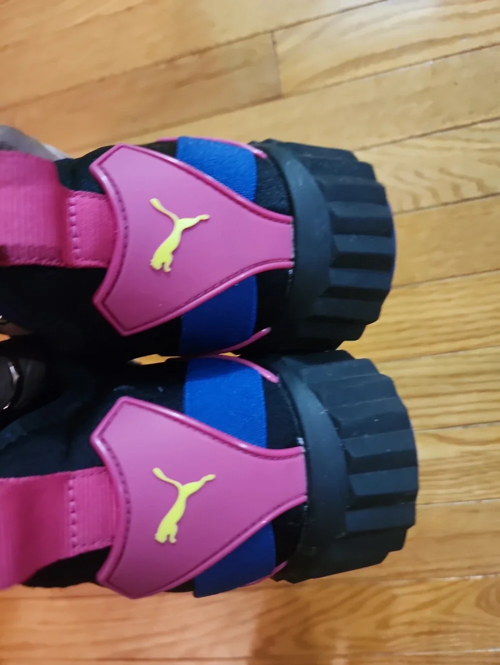 Puma Defy Mid 90'S Black Slip-On Women's Sneakers with Blue Straps and Pink Tabs